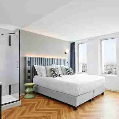 H4 Hotel Wyndham Paris Pleyel Resort Rooms