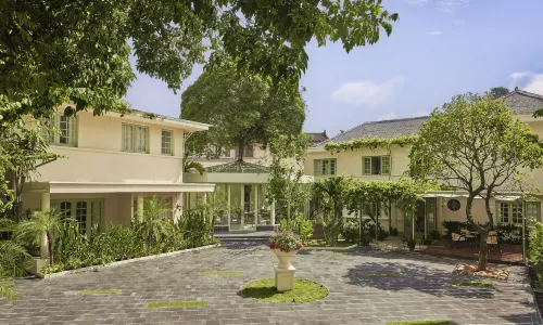 President Maison Signature By M Village