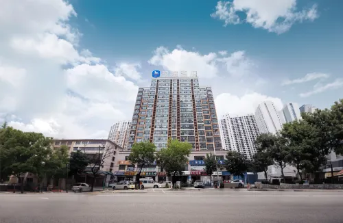 HanTing Hotel (Xinyang Railway Station)