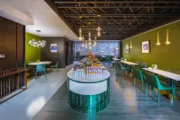 Fengqi Jiuting Hotel Zhonglou Street Store