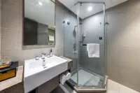 Homeinn Plus Hotel (Lanzhou Zhangye Road Xiguan Subway Station) Hotels in Lanzhou