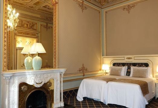 호텔 콘티넨탈 팔라세테의 24시간 무료 뷔페 코너