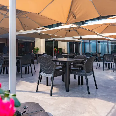 Yingshan Zhishang Cloud Hotel