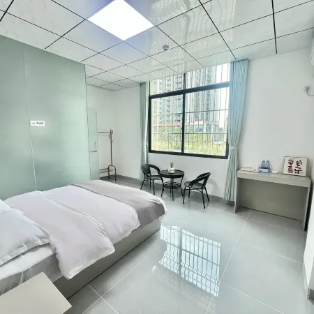QING FENG HOTEL