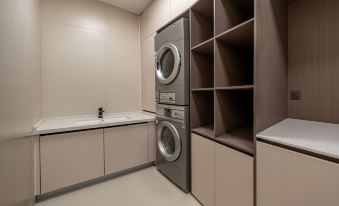 Fairyland Hotel (Dali Olympic Erhai Yue Wetland Park)