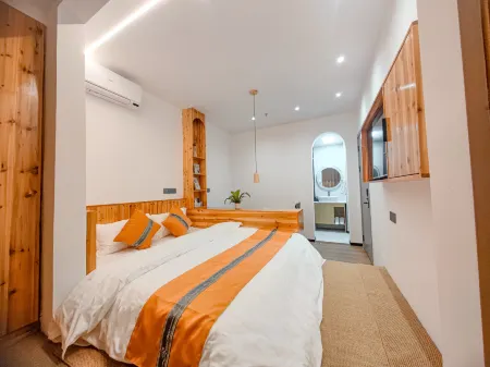 Changting Zhenyuan Shuxiang Bieyuan Chinese Inn (Tingzhou Ancient City) Отели рядом с достопримечательностью «Tingzhou Confucian Temple»