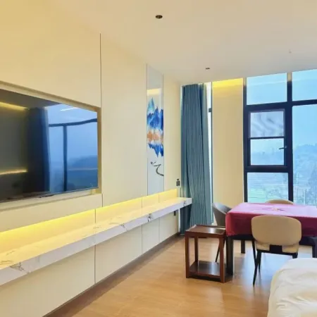 Junying Hotel