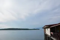 Mansinam Hotel & Resort - 2-Star