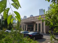 哈爾濱麗景花園飯店（中央大街公路大橋地鐵站店） - 4 星級