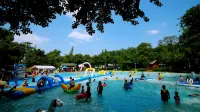 Emei Mountain Hot Spring Hotel - Water Park