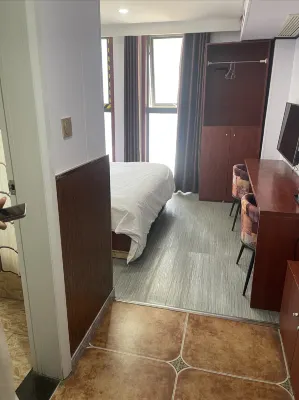 Fuyang Mengzhilv Hotel Apartment (Blue Sky Trade City)