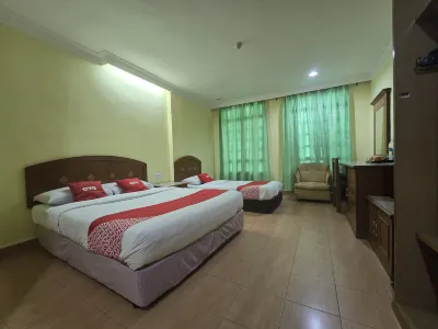 Hotel O Kota Baru Near War Museum formerly Azam.