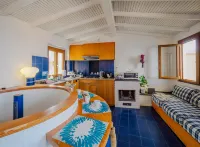 La Lampara Sea View Terrace Apartment with AC Hotels in Manarola