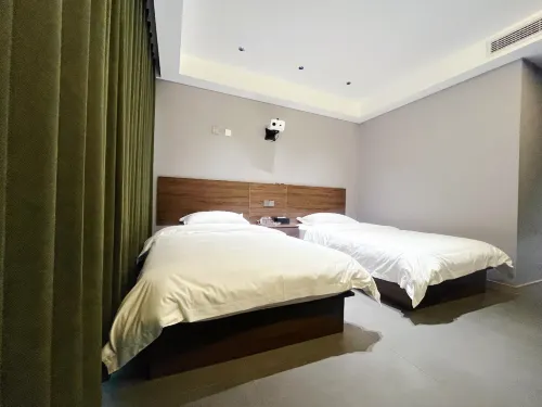 Guzhang Leading One Hotel