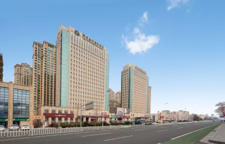 Jinyue International Hotel Отели в г. Жунчэн