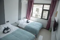 Li Ming Homestay - สระว่ายน้ำส่วนตัว