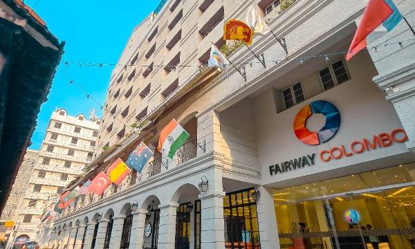 Fairway Colombo - Sri Lanka's First Hotel With Robot Technology