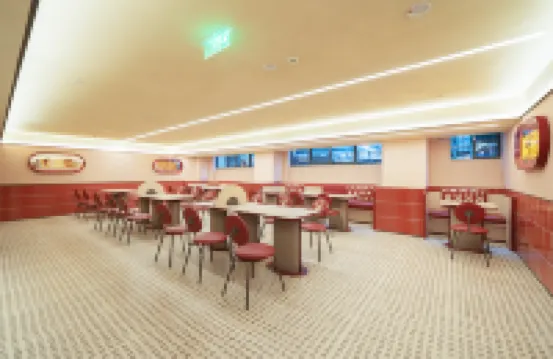 Ni Hao Hotel (Yichang CBD Shopping Center Jiefang Pedestrian Street)