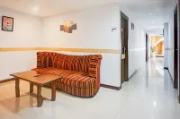 Collection O Medan City Center Near Manhattan Times Square Formerly Grand Z Suites Sei Sikambing B 호텔