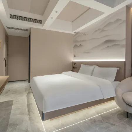 Yixiyixia Light Luxury Homestay (Dafang Shexiang Ancient Town)