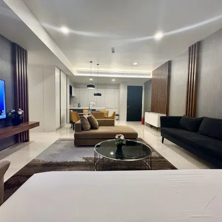 Queen Suites Tropicana The Residence by KLCC Отели рядом с достопримечательностью «Торговый центр Suria KLCC»