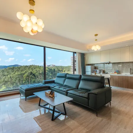 Fuxian Lake Manyun Vacation Apartment (Chengjiang Fossil Site Museum Happy World)