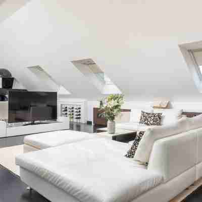 Marmont Heritage Hotel Rooms