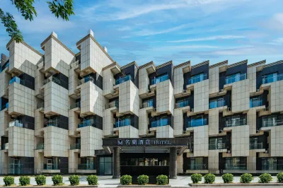 Minglan Holiday Hotel Hotel di Resort Turis Beihai