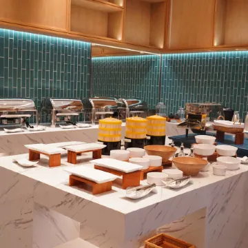 ELONG Hotel Jakarta PIK Отели рядом с достопримечательностью «Торговый центр PIK Avenue»