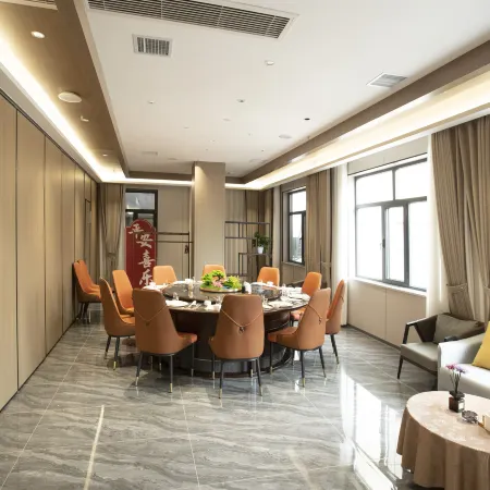 Yunjing Hotel