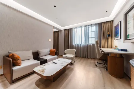 Madison Hotel Lishui Songyang