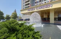 莫斯科 - 世界貿易中心（前Crowne Plaza） Fame Monument to the Participants of the Chernobyl AES Catstrophy Liquidation附近的飯店
