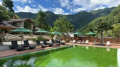 Xiuning Wuli Homeland Scenic B&B