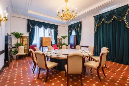 Zhengtai Hotel Отели рядом с достопримечательностью «Shijiazhuang Botanical Garden»