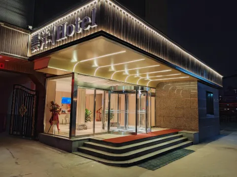 Yunpan Hotel (Yangquan First People's Hospital Branch)