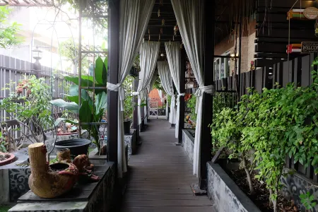 Sabai Sabai@Sukhumvit Hotel