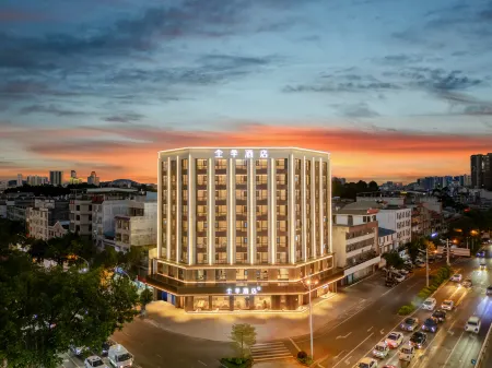 All Seasons Hotel (Yulin Beiliu Wanda Plaza Branch) Отели в г. Бейлю