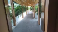 JIANGJINGLIJIUDIAN 석면 버스 정류장 주변 호텔