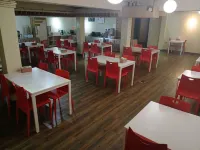 823Tourist Hotel - فطور
