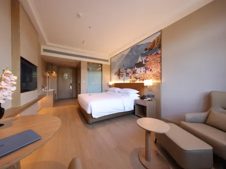 Vienna Hotel (Fengjie Kuimen Impression Pier) Отели рядом с достопримечательностью «Qutang Gorge»