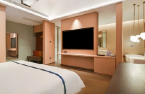 鳳朝陽デザイナーズホテル（煙台駅第一海水浴場）