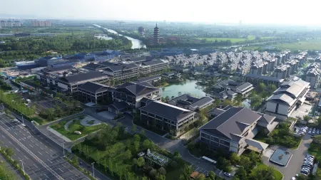 Bristoria Hotel Yangzhou Отели рядом с достопримечательностью «Tongda College of Nanjing University of Posts and Telecommunications»