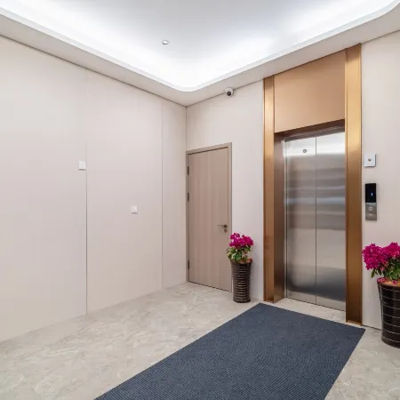Yijianglou Hotel (Tonglu Fuchunjiang)