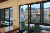 Bamboo Hidden Leisure · Courtyard Resort