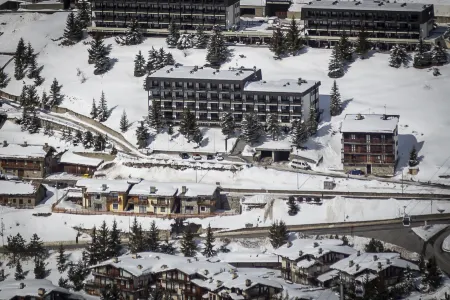 Hotiday Sestriere Ski Run Отели рядом с достопримечательностью «Виа Латтеа»