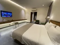 Joya Hotel - balcony