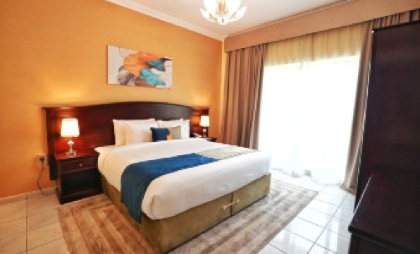 Manchester Plaza Hotel