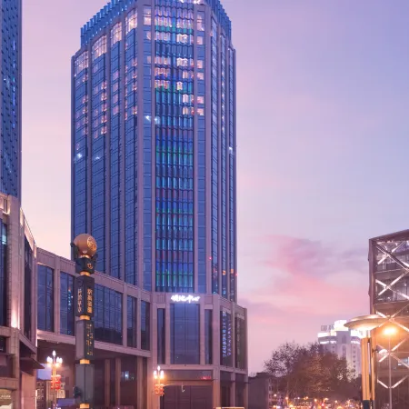 Canopy by Hilton Chengdu City Centre (Chunxi Road Taikoo Li Store)