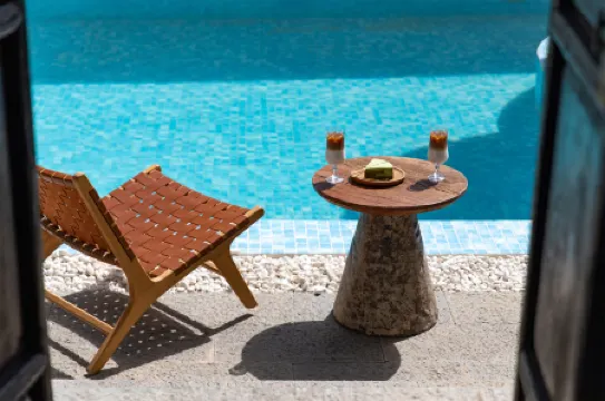 Lijiang Yueyangli garden Swimming Pool designer's home stay