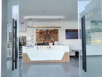 Deqin Feilai Temple Jinchenyuan Homestay - New